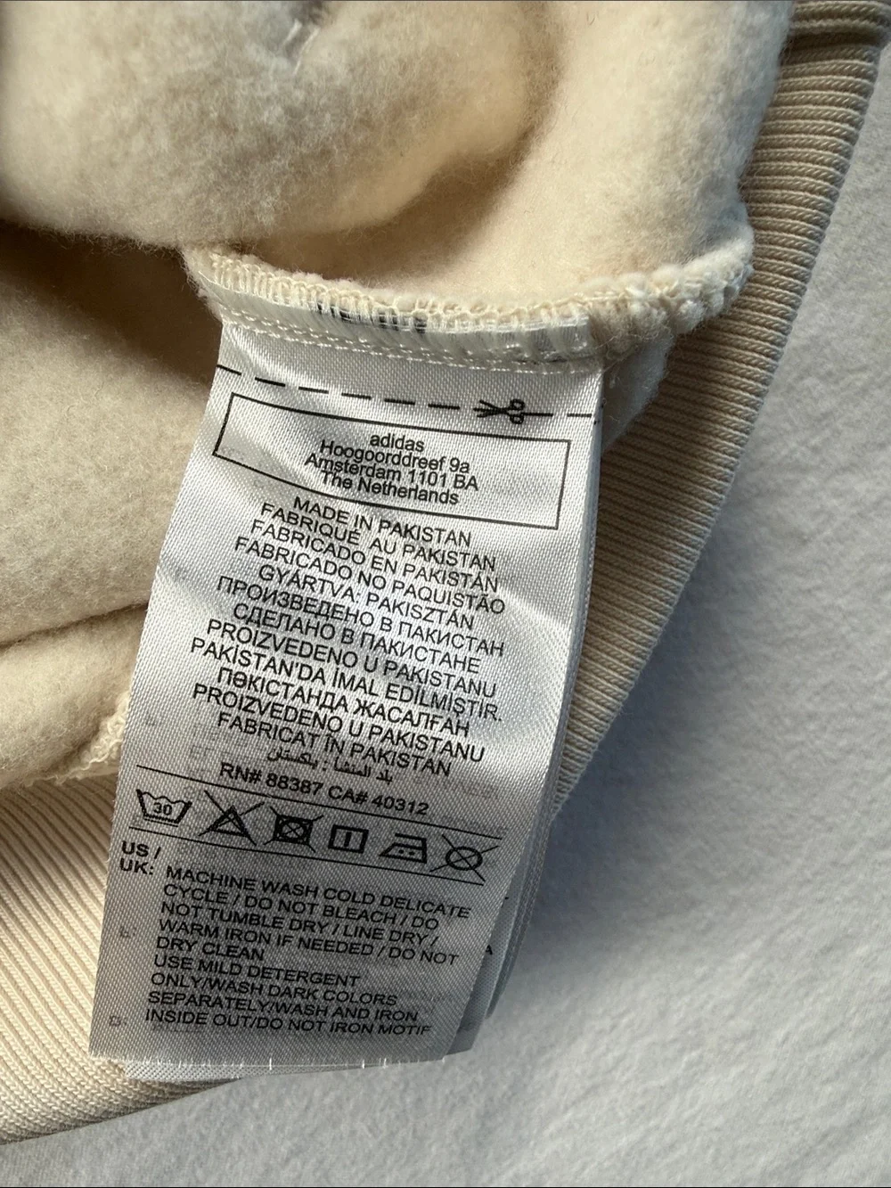 adidas Cream Trefoil Pullover Hoodie sz Medium
